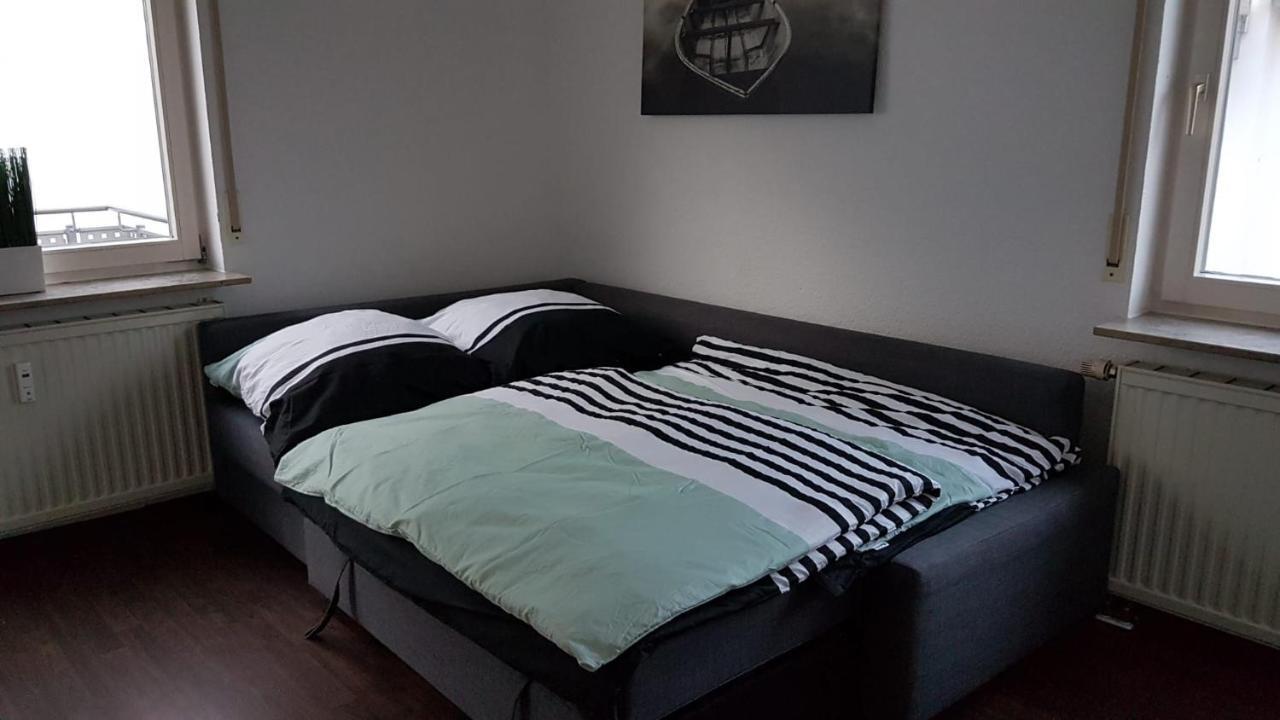 Ferien- Und Businessapartment I Modern Mit Wlan Und Parkplatz Nahe Zentrum, Automobil- Und Tech-Firmen, Messe Renningen Extérieur photo